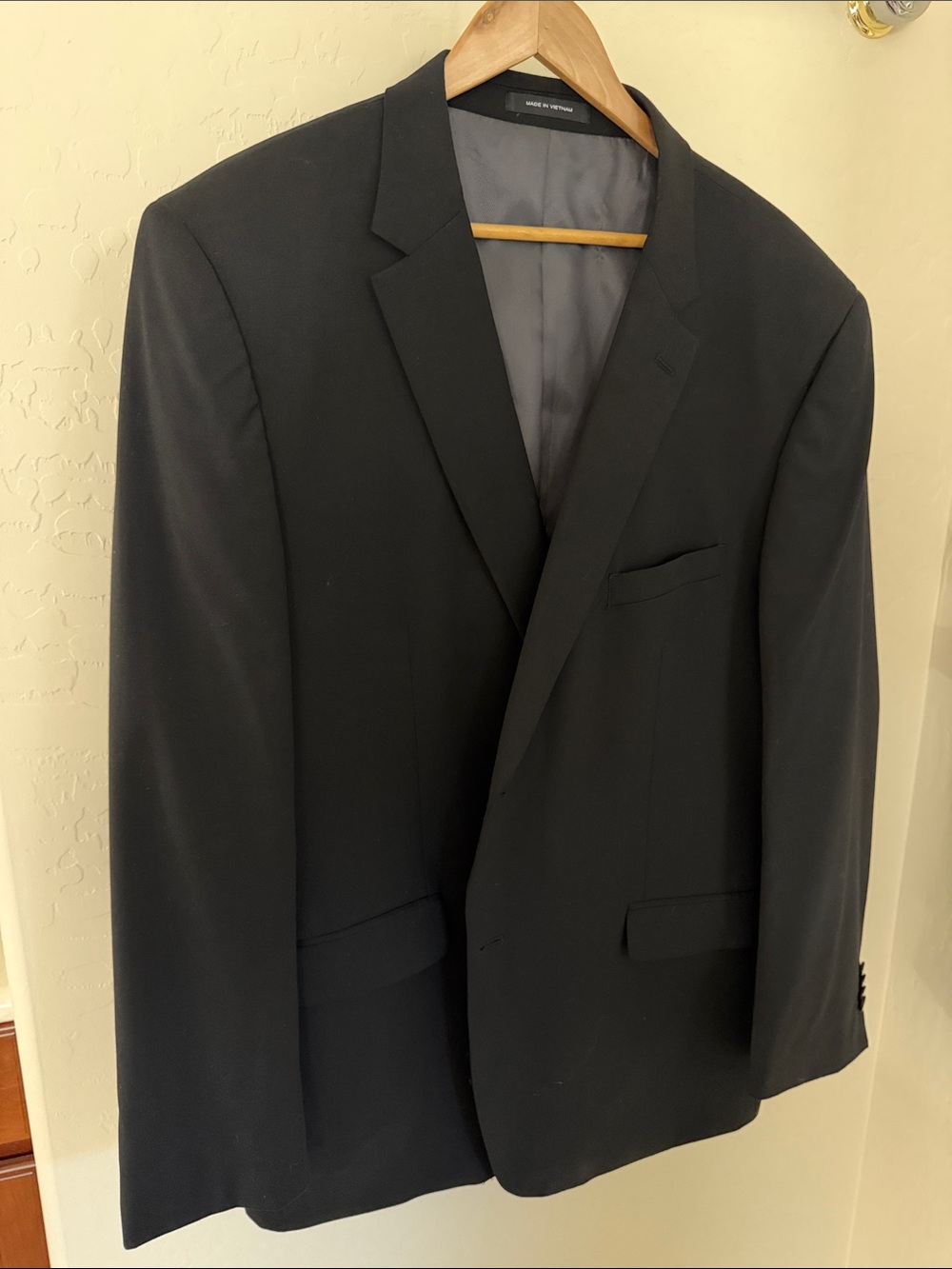 Kenneth Cole Men's Black Single-Button Suit Jacket
